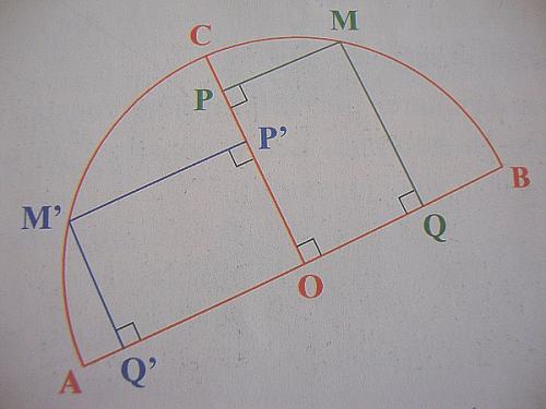 Figure géométrique tirée du livre "DiMathème" (page 223) - classe de cinquième. Édition "Didier" 2006. Auteur: Jean-Luc Fourton ; Alain Lanoëlle ; Jean-Claude Perrinaud.